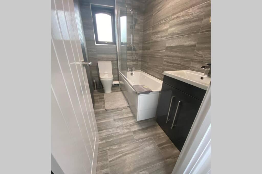 Newly Refurbished Beautiful Location 1 Bedroom Residential House Cramlington Exteriör bild